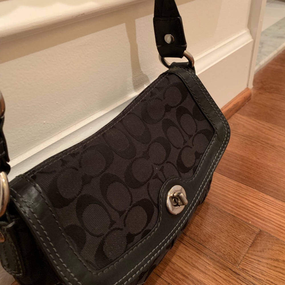 Coach Handbag - Picture 2 of 8